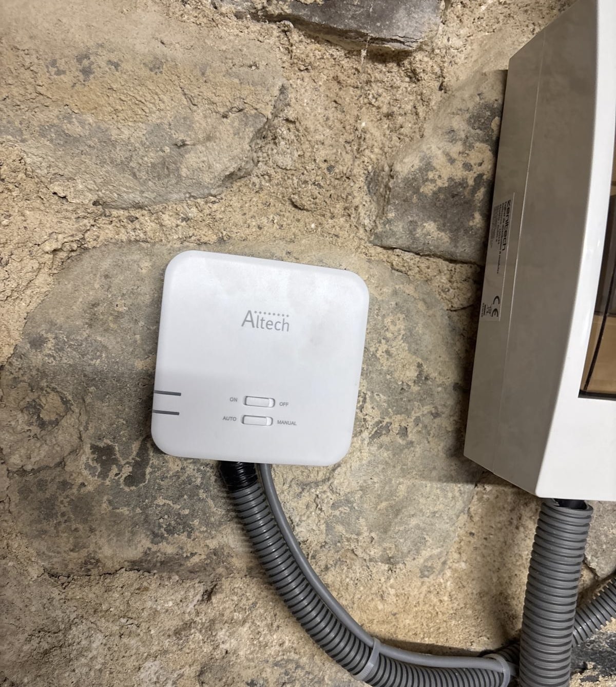 Boîtier de commande Altech — accessoire de régulation